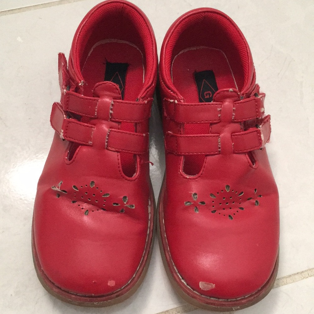 Girl's school shoes